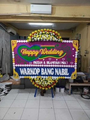 Papan Bunga di Cipaganti Coblong